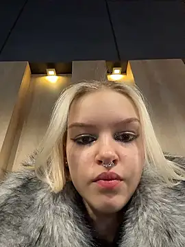 Snapshot of AshleyMur chatting on 01.07.26 AshleyMur online show from 01.07.26