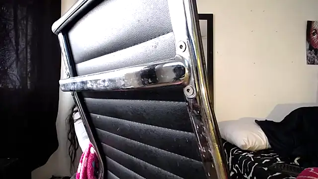 abril onnel online show from 02.04.25