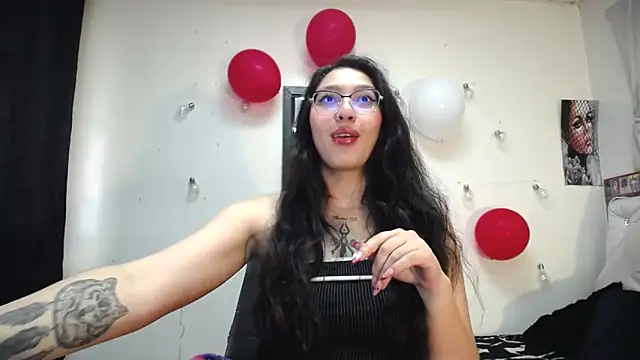 abril onnel online show from 02.21.25