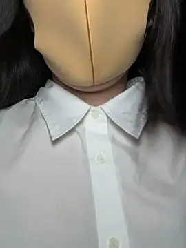 Snapshot of minami_room chatting on 05.30.26 minami room online show from 05.30.26