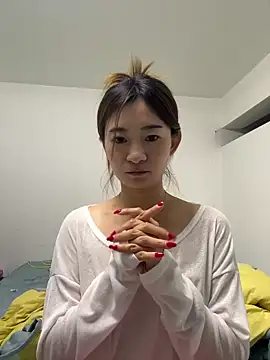 Snapshot of Xiaojuzi- chatting on 06.10.26 Xiaojuzi- online show from 06.10.26