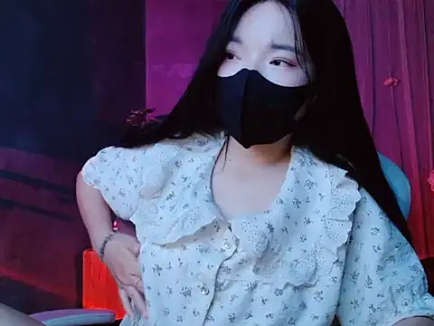 Snapshot of -Tamy- chatting on 02.24.26 -Tamy- online show from 02.24.26