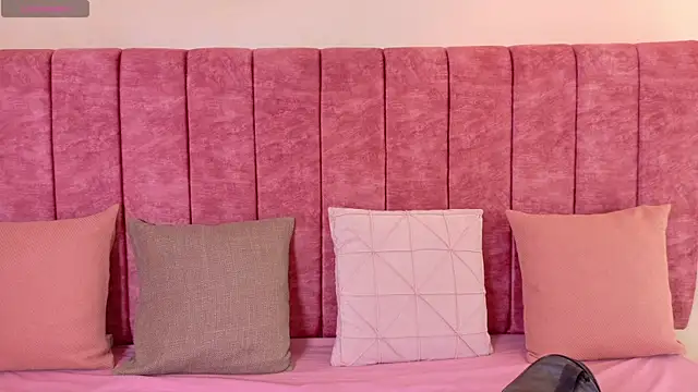 Mayleeth online show from 04.16.26