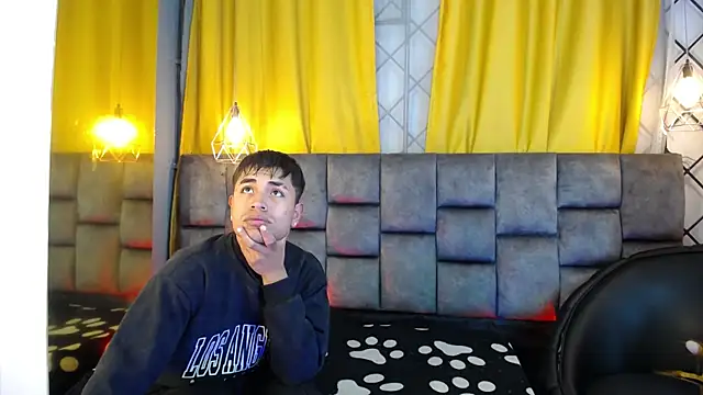 Maik Russo online show from 03.28.26