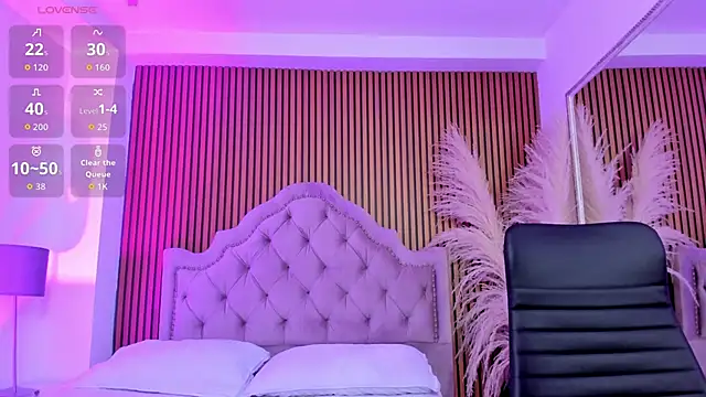 Violett hott  online show from 02.27.26