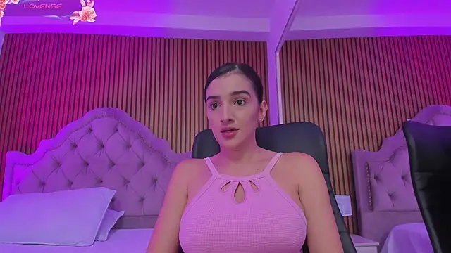 Violett hott  online show from 03.17.26