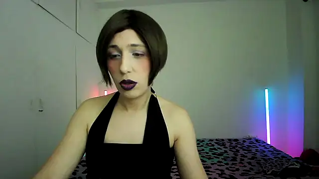 HoneyValentine online show from 02.03.26