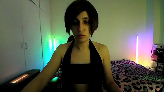 HoneyValentine online show from 03.26.26