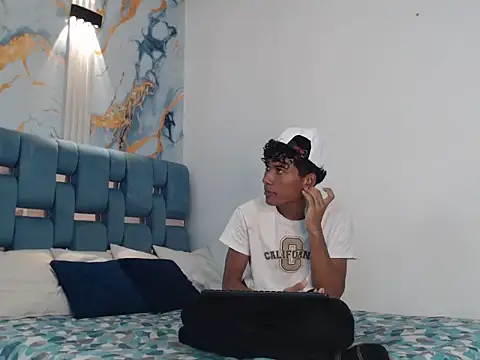 Snapshot of MAPOLA_GREAT chatting on 01.07.26 MAPOLA GREAT online show from 01.07.26