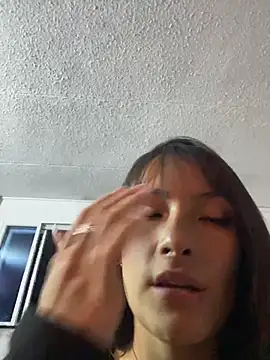 Snapshot of Michelle_ec chatting on 04.10.26 Michelle ec online show from 04.10.26