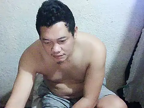 UrAsianGuy90 online show from 02.05.26