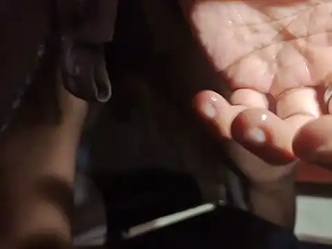 Snapshot of Love_Sweat5 chatting on 01.12.26 Love Sweat5 online show from 01.12.26