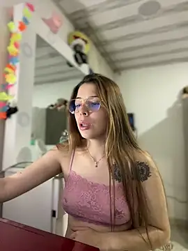 NatalyPinky online show from 04.11.26