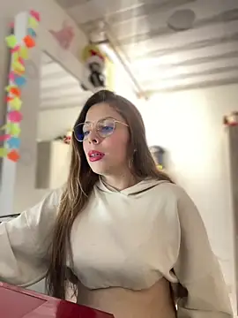 NatalyPinky online show from 04.13.26