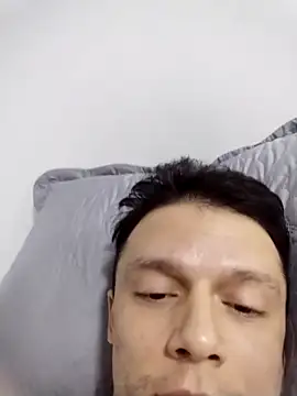 RAFAELQUINTEROSCAVALHEI online show from 04.14.26