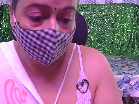 Snapshot of sweet-Soniyaa chatting on 01.09.26 sweet-Soniyaa online show from 01.09.26