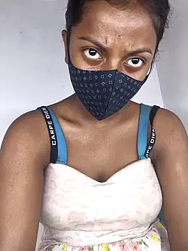 Royal-girl78 online show from 02.18.26