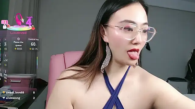 Snapshot of awalingling chatting on 02.12.26 awalingling online show from 02.12.26