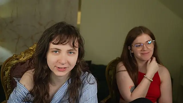 Snapshot of Orly_flame chatting on 03.12.26 Orly flame online show from 03.12.26