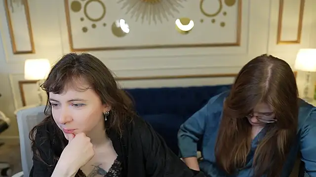 Snapshot of Orly_flame chatting on 03.19.26 Orly flame online show from 03.19.26