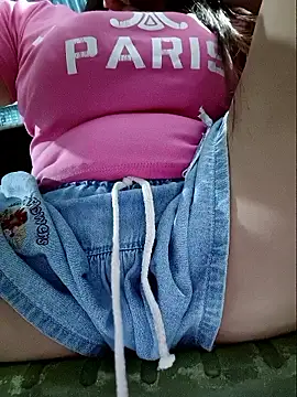 Snapshot of linhha23 chatting on 03.07.26 linhha23 online show from 03.07.26