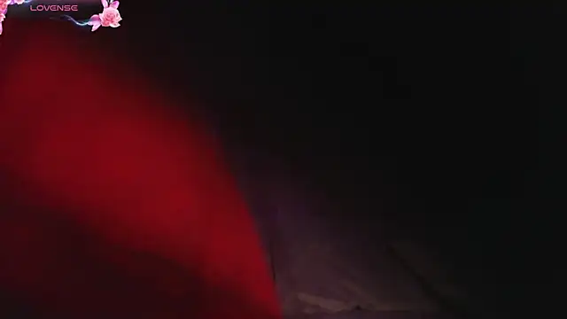 Snapshot of DulceRouss_ chatting on 01.13.26 DulceRouss online show from 01.13.26