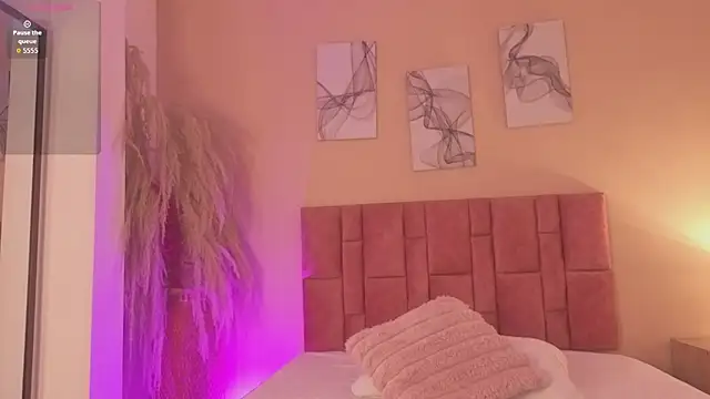 emmy danielss online show from 07.08.26