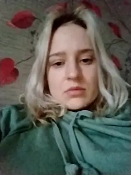 Snapshot of Mila_weed chatting on 02.24.26 Mila weed online show from 02.24.26