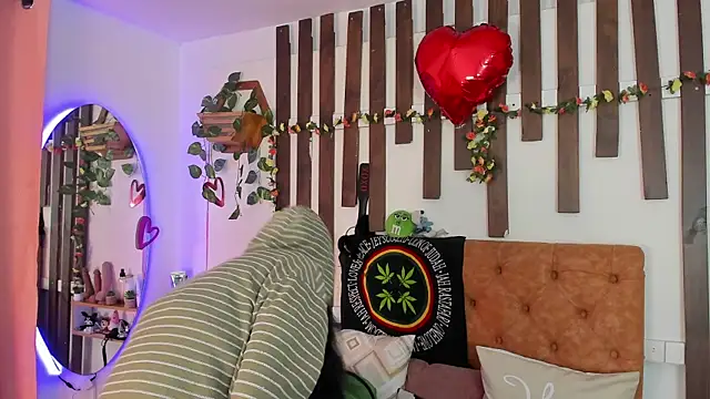 MeowMota  online show from 05.12.26