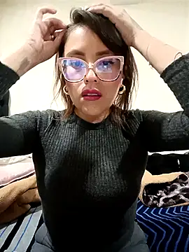 NaYa 90 online show from 01.15.26