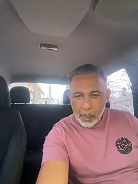 Snapshot of fabbronxer chatting on 01.13.26 fabbronxer online show from 01.13.26