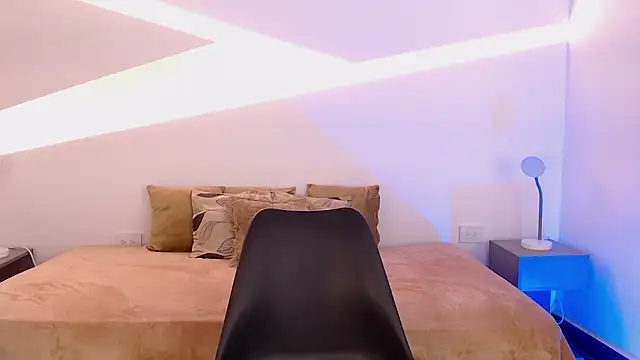 Snapshot of Chel_Stone chatting on 02.04.26 Chel Stone online show from 02.04.26