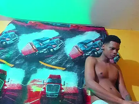 aunstin mohamme online show from 02.10.26