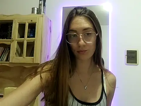 Snapshot of Noracherry chatting on 02.26.26 Noracherry online show from 02.26.26