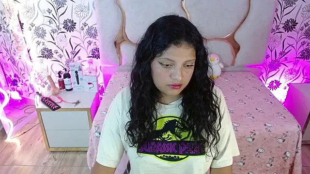 TATTI TAY online show from 02.17.26