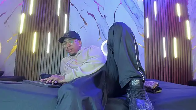 Snapshot of ThiagoBerry chatting on 02.04.26 ThiagoBerry online show from 02.04.26