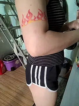 -LunaLust online show from 04.16.26