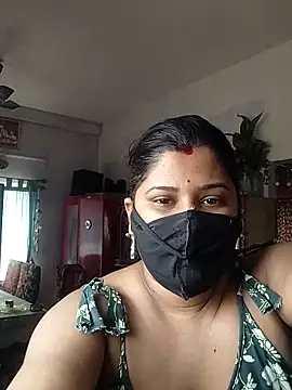 Snapshot of pinkisaha75 chatting on 02.28.26 pinkisaha75 online show from 02.28.26