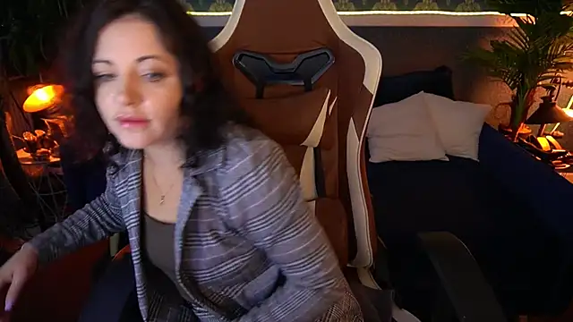 Snapshot of Dafni_Monn chatting on 07.09.26 Dafni Monn online show from 07.09.26