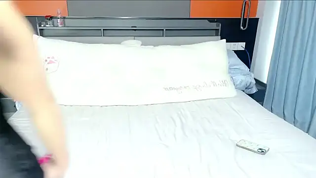 Snapshot of mi-ki1314 chatting on 02.25.26 mi-ki1314 online show from 02.25.26