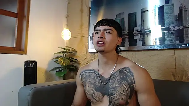 Snapshot of elliot_colton chatting on 03.05.26 elliot colton online show from 03.05.26