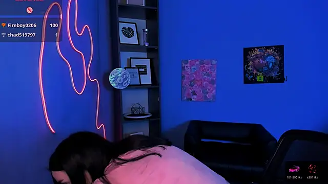 monica xcx online show from 04.01.26