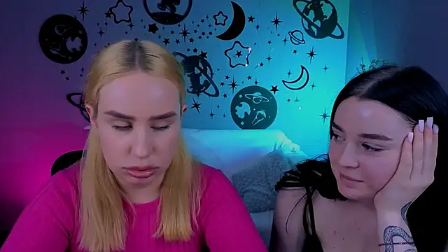 monica xcx online show from 04.08.26