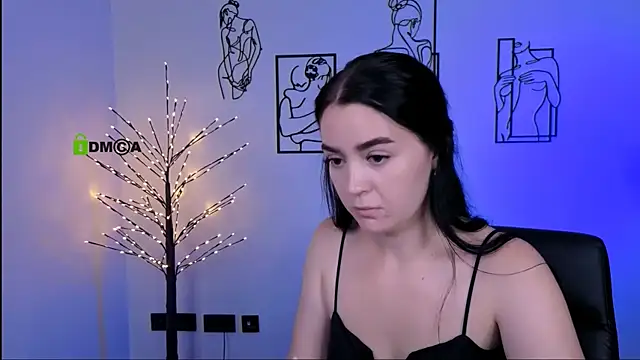monica xcx online show from 08.01.26