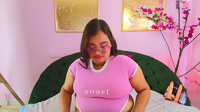 minniesofi online show from 01.10.26