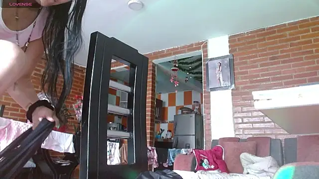 Lia rouse04 online show from 02.24.26