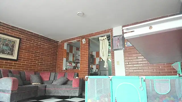 Lia rouse04 online show from 04.15.26