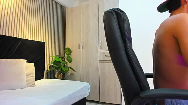 LeoHard   online show from 02.01.26