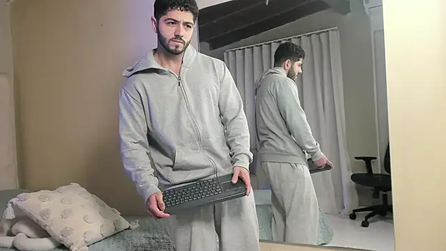 Thiago moretti online show from 01.11.26