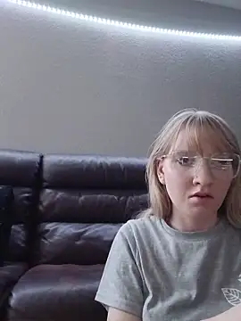 BunnySnowFlake online show from 04.16.26